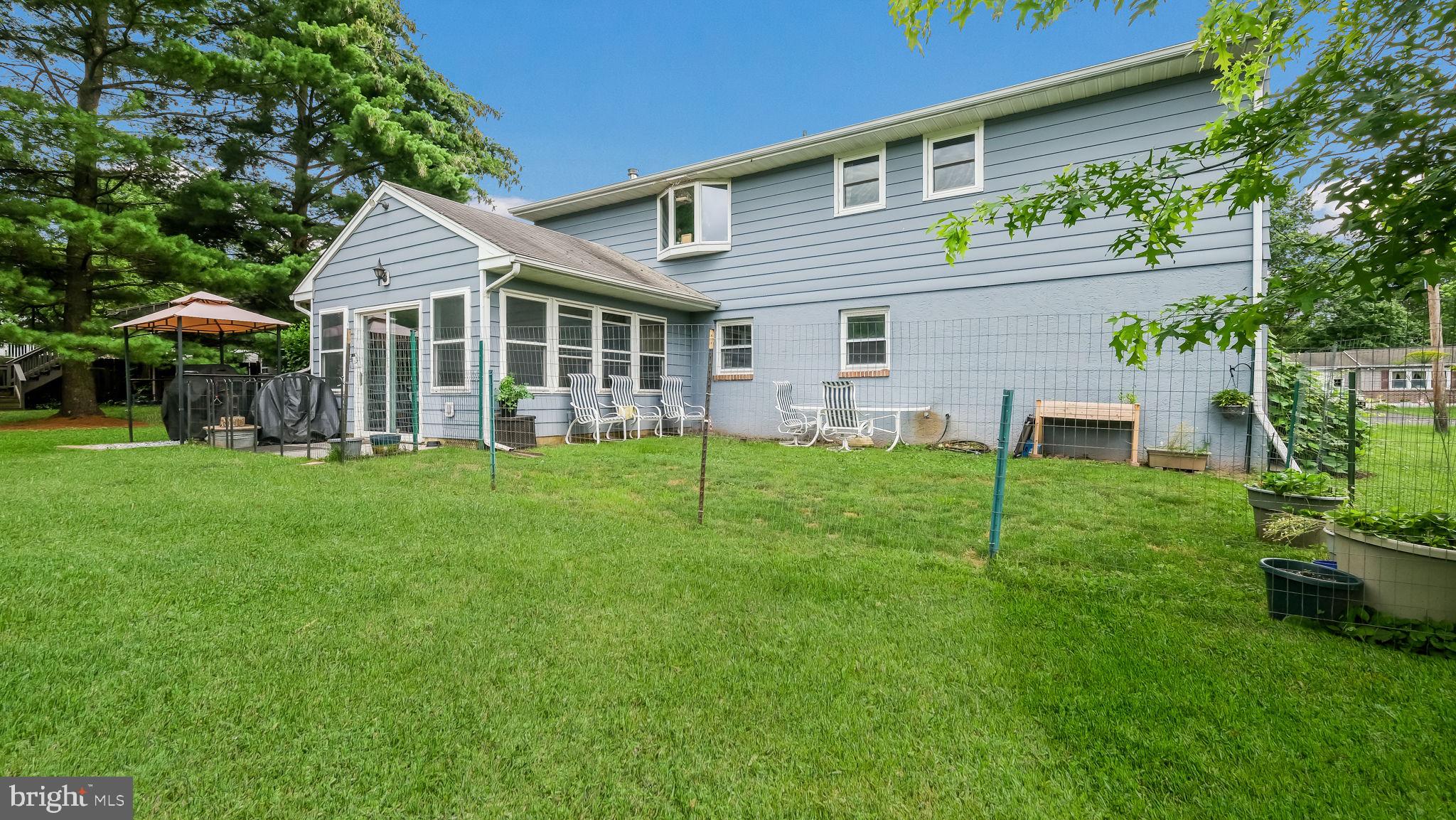 STONY HILL MANOR - Residential