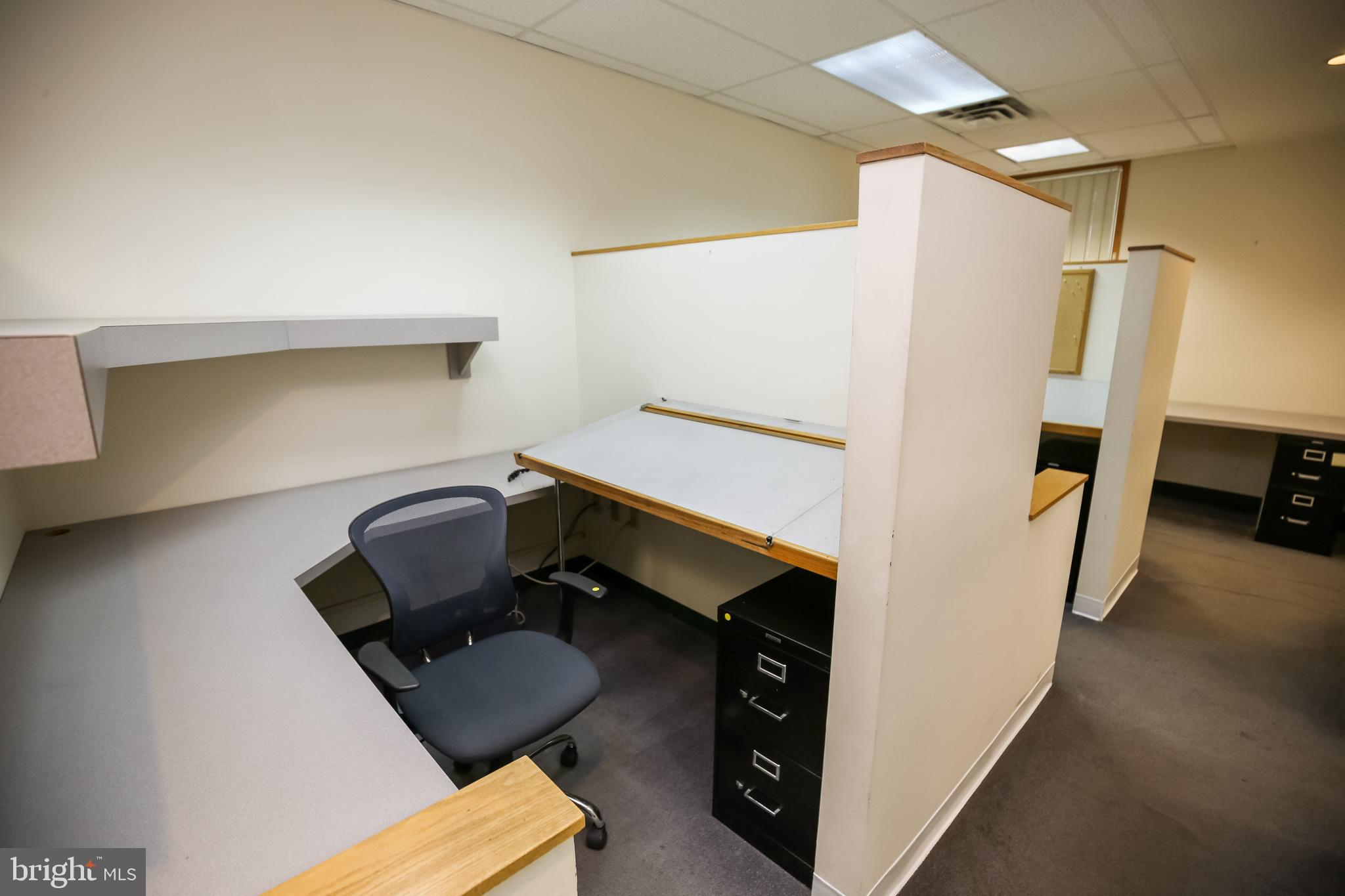 FISHTOWN - Commercial Sale