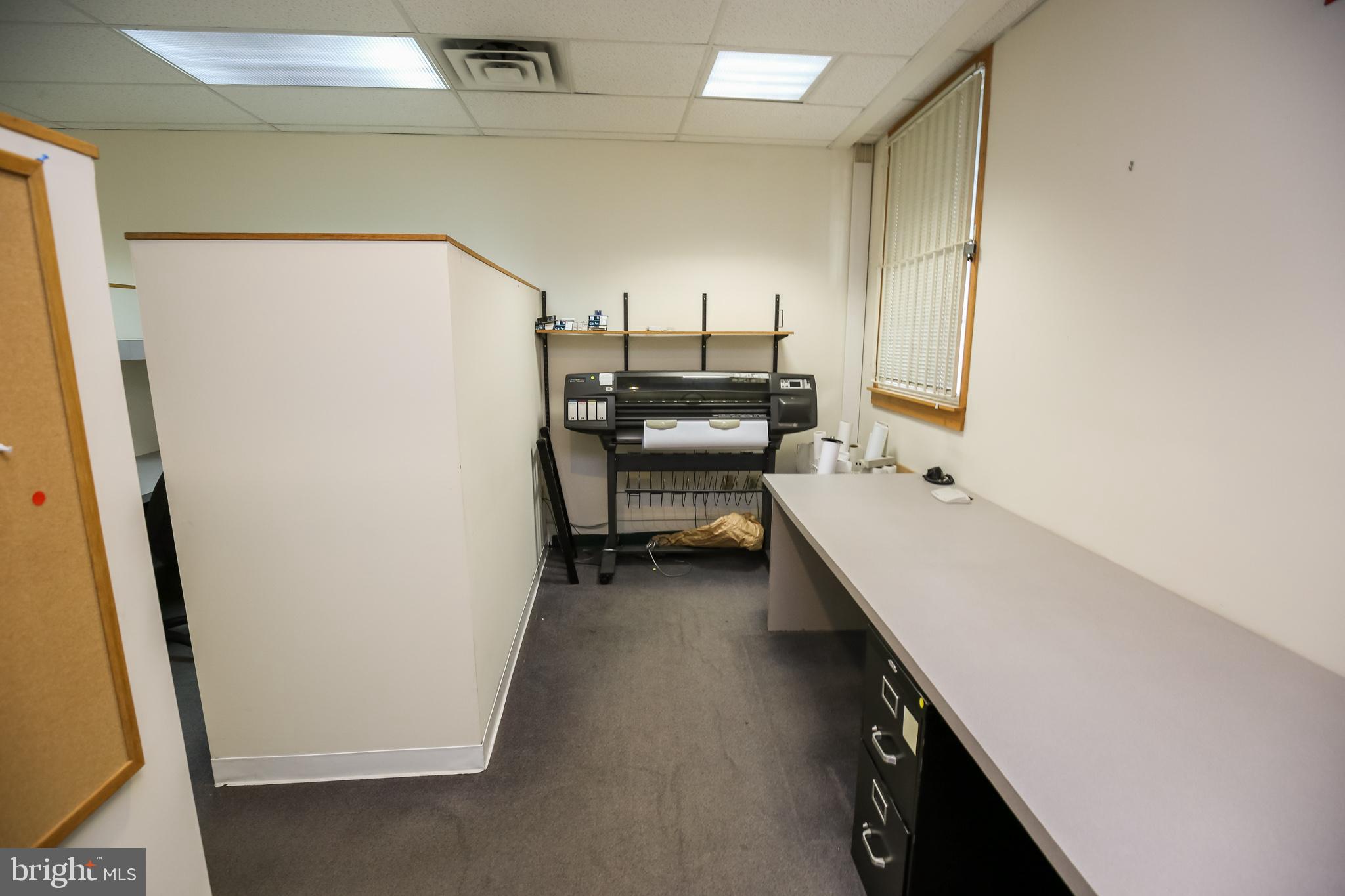 FISHTOWN - Commercial Sale