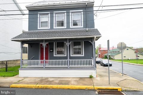 Homes For Sale - 230 N Main Street<br/> Berks County, BERNVILLE, PA 19506