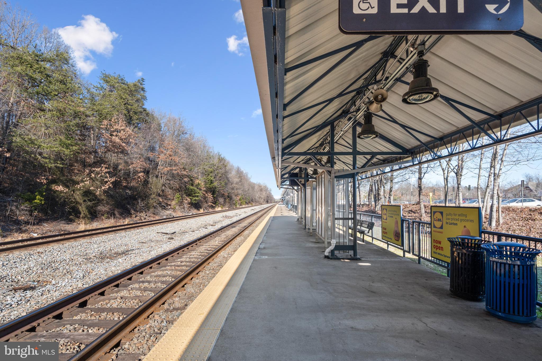 POHICK SQUARE - Residential