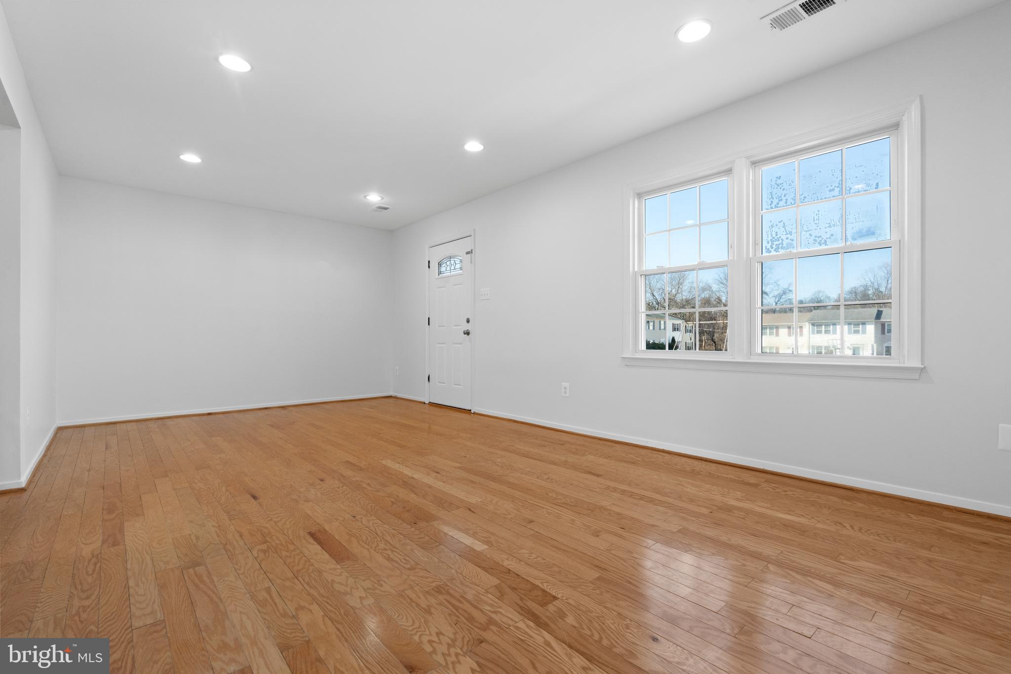 POHICK SQUARE - Residential