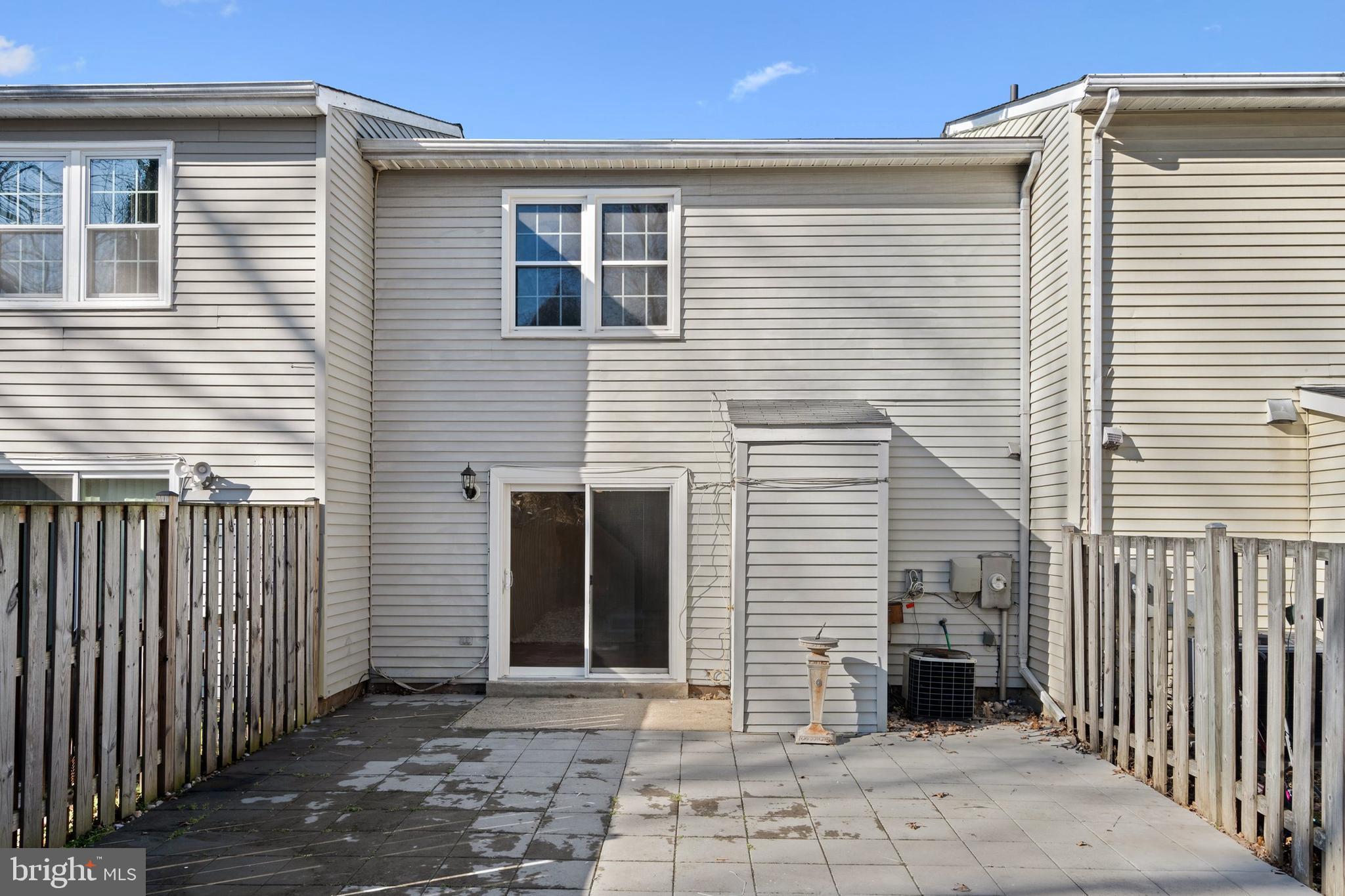 POHICK SQUARE - Residential