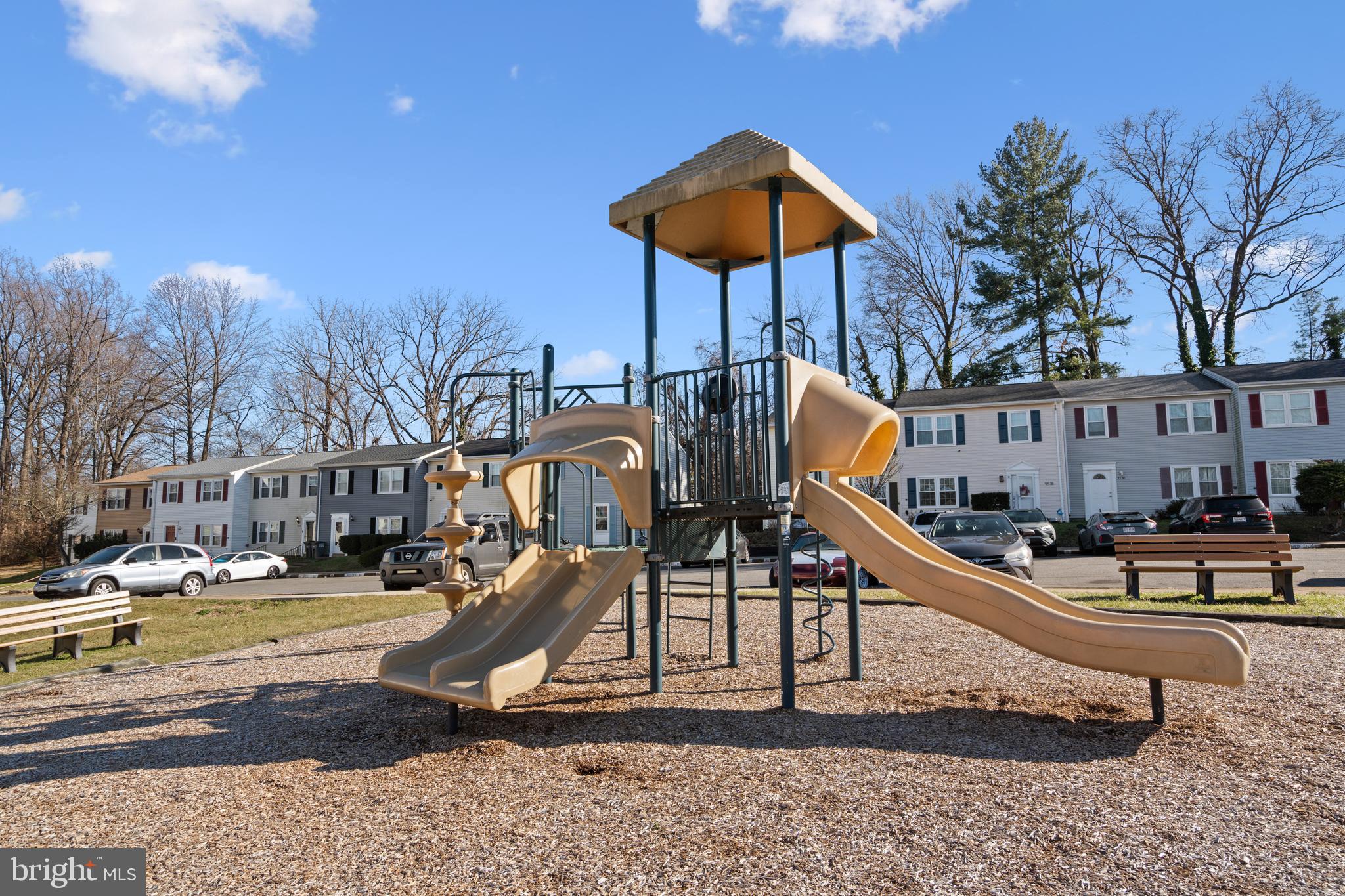 POHICK SQUARE - Residential