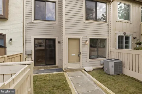 MLS: MDMC2233582