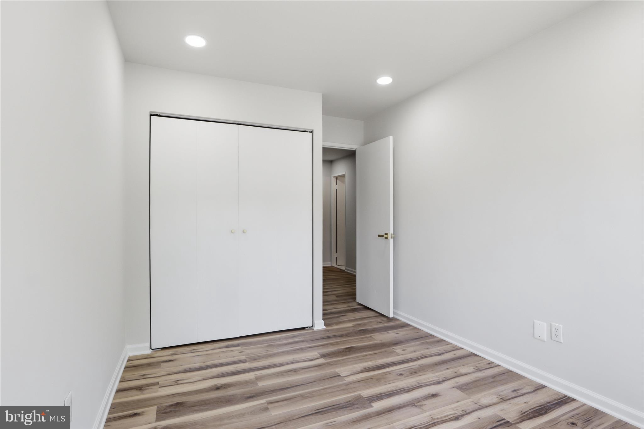 CLUBSIDE - Residential