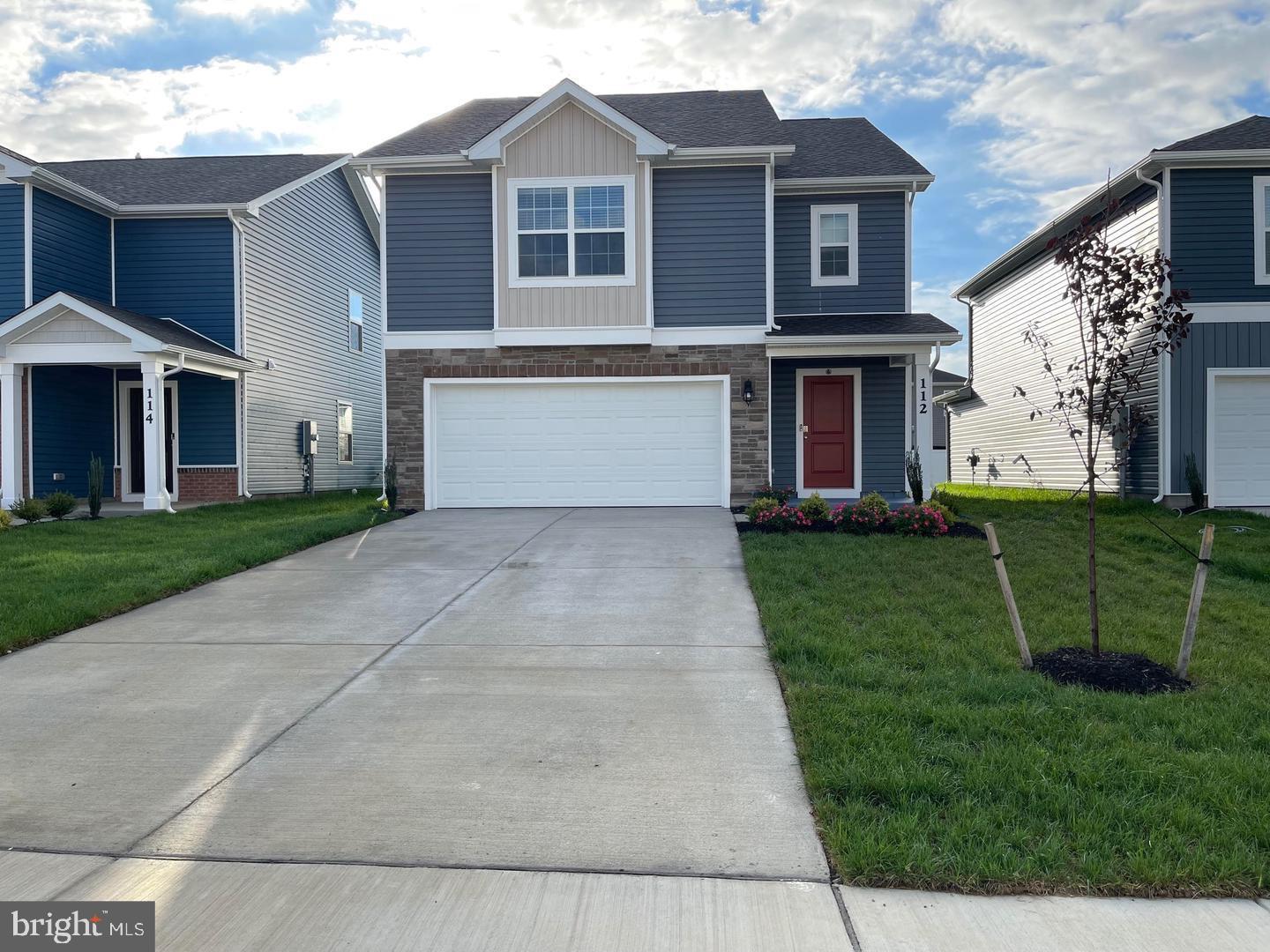 WEST WIND - Residential Lease