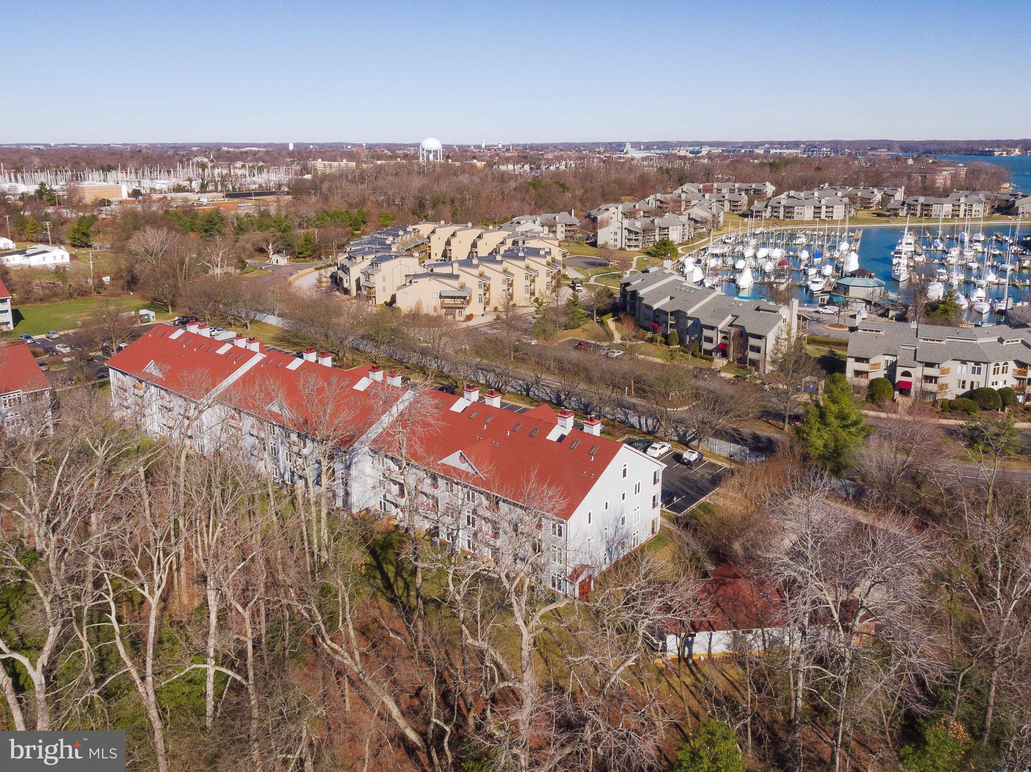 LAKE HERON CONDO - Residential