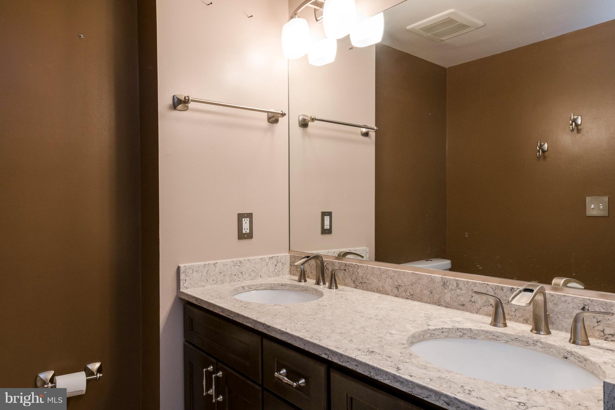 LAKE HERON CONDO - Residential