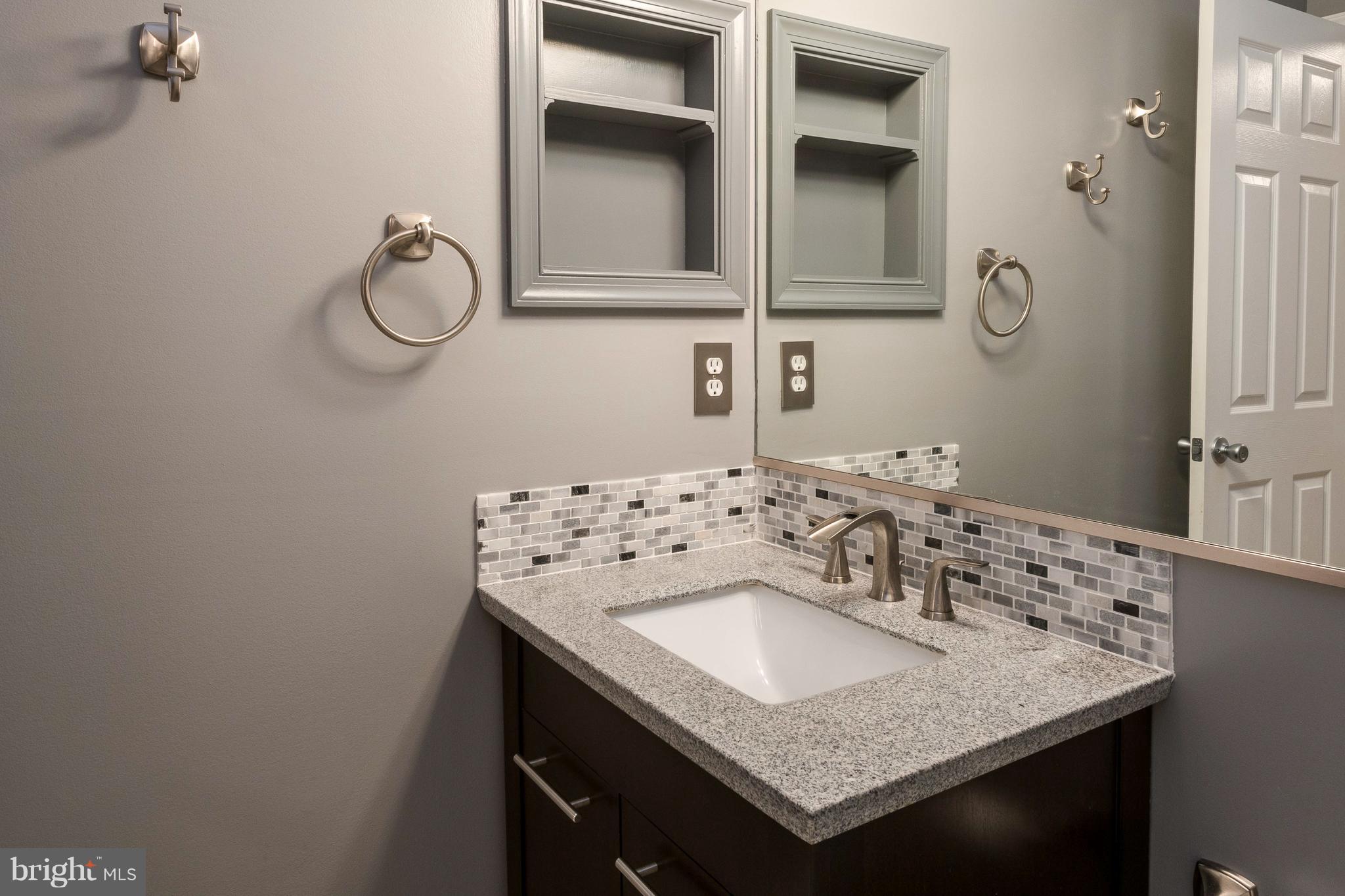 LAKE HERON CONDO - Residential