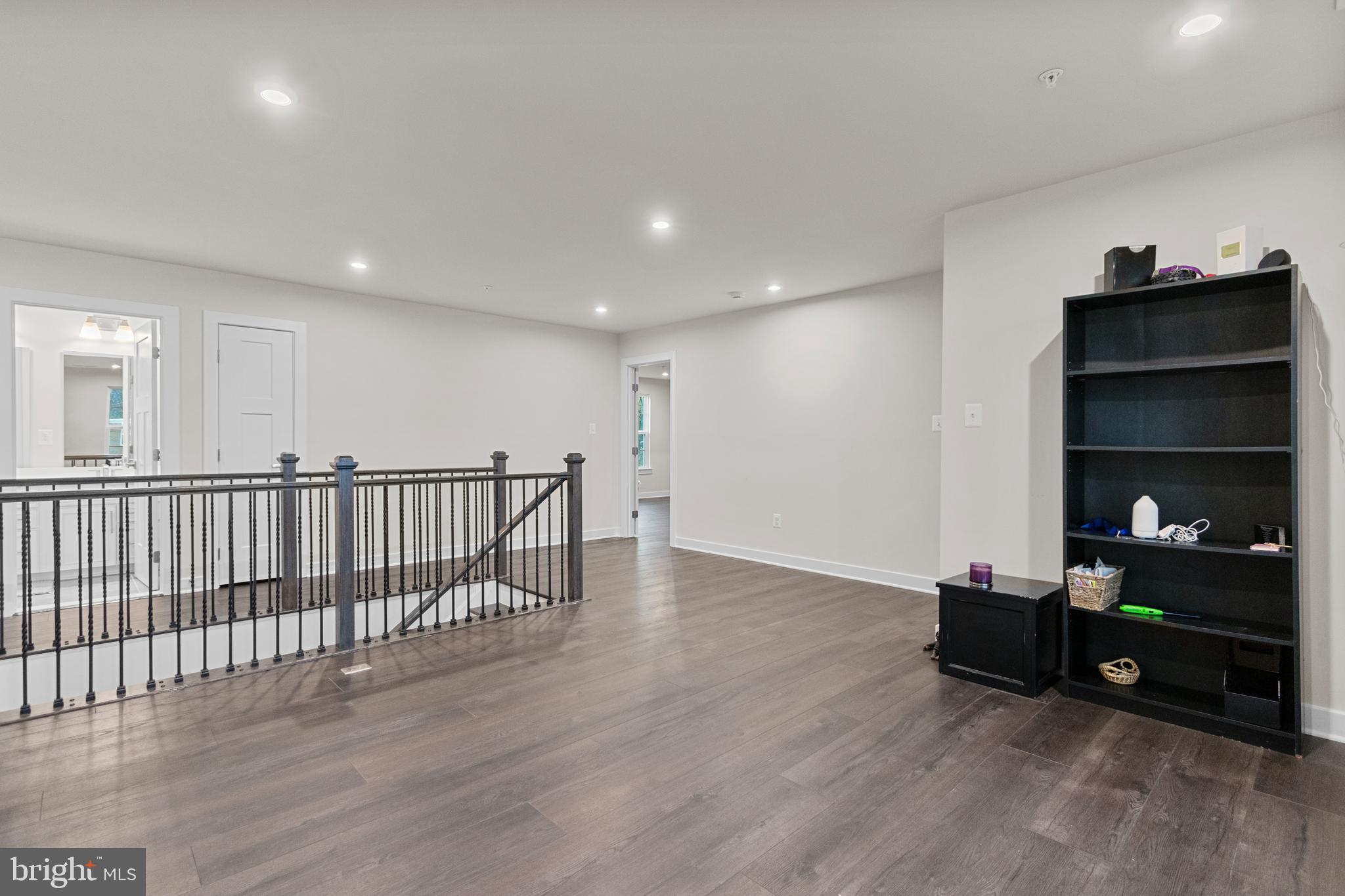 GALLAHAN ESTATES - Residential