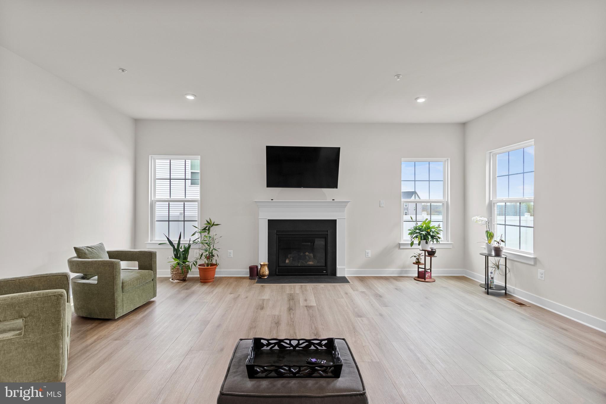 GALLAHAN ESTATES - Residential