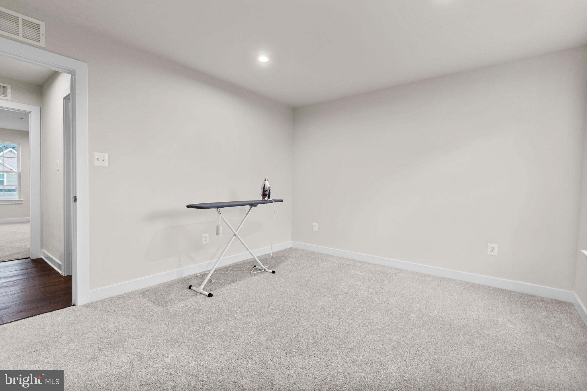 GALLAHAN ESTATES - Residential