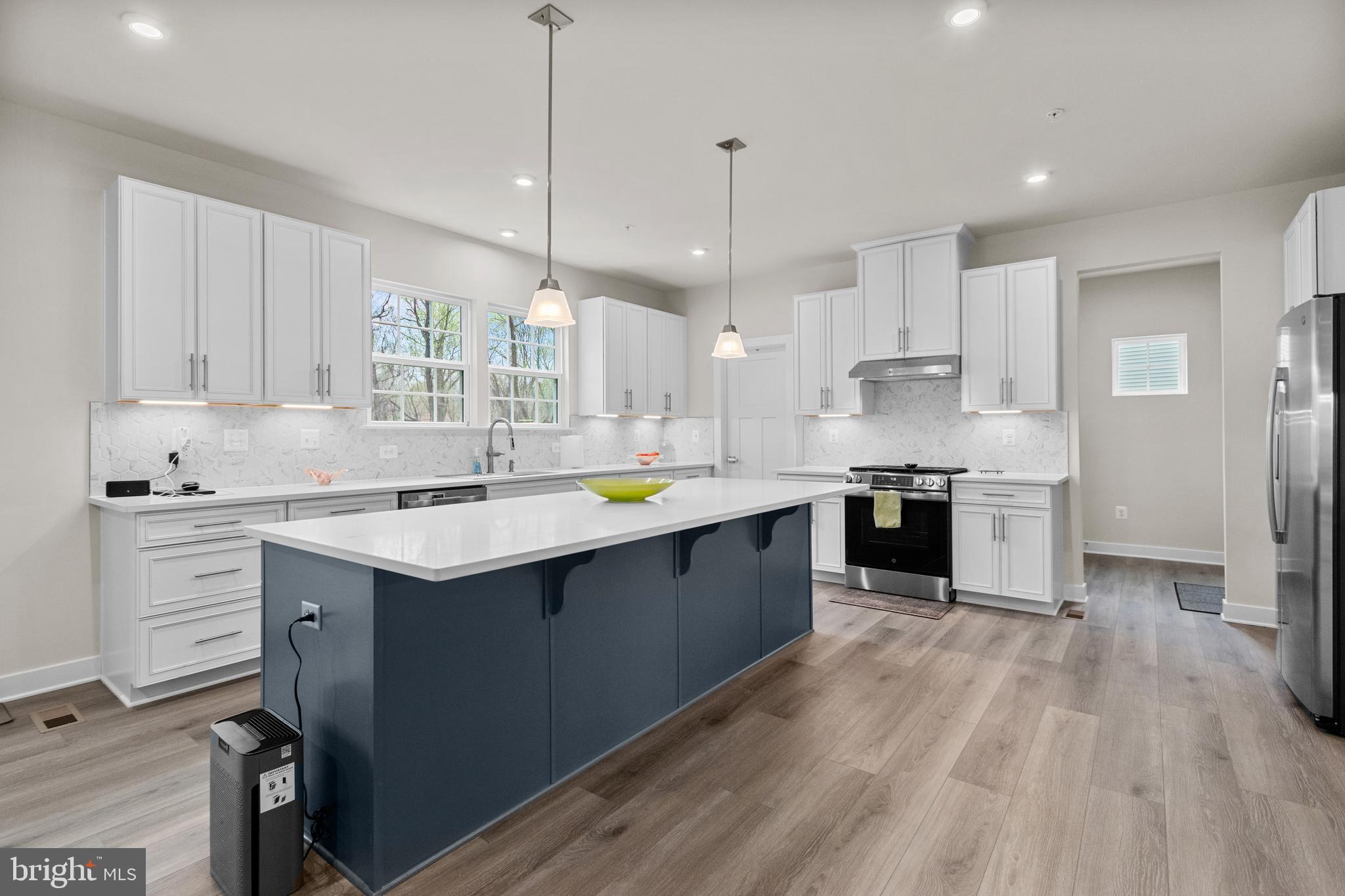 GALLAHAN ESTATES - Residential