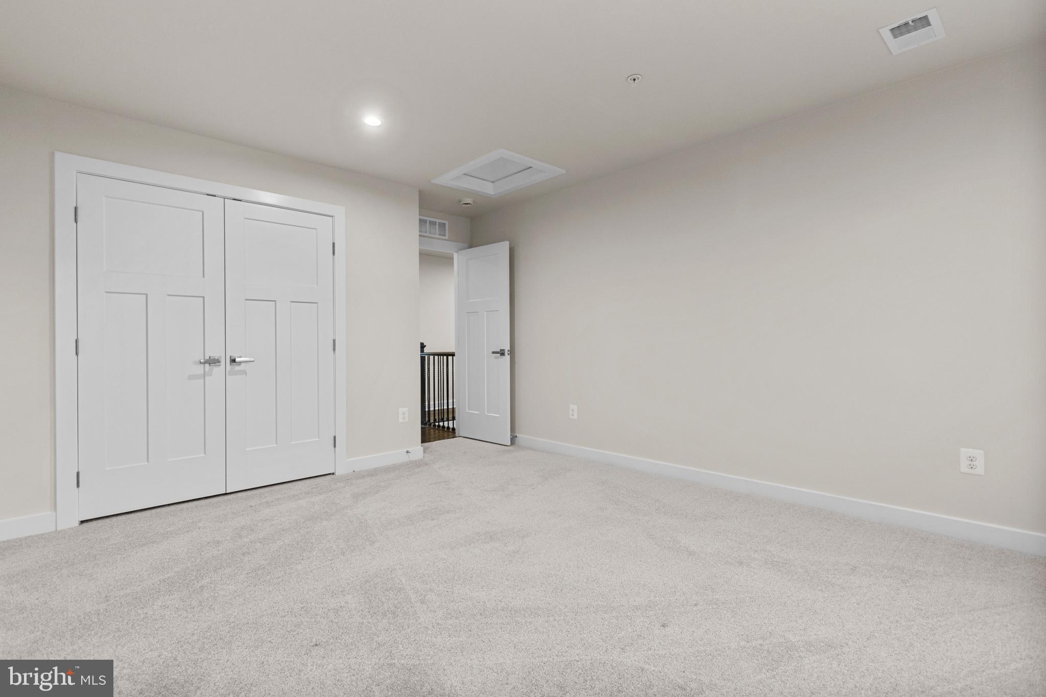 GALLAHAN ESTATES - Residential