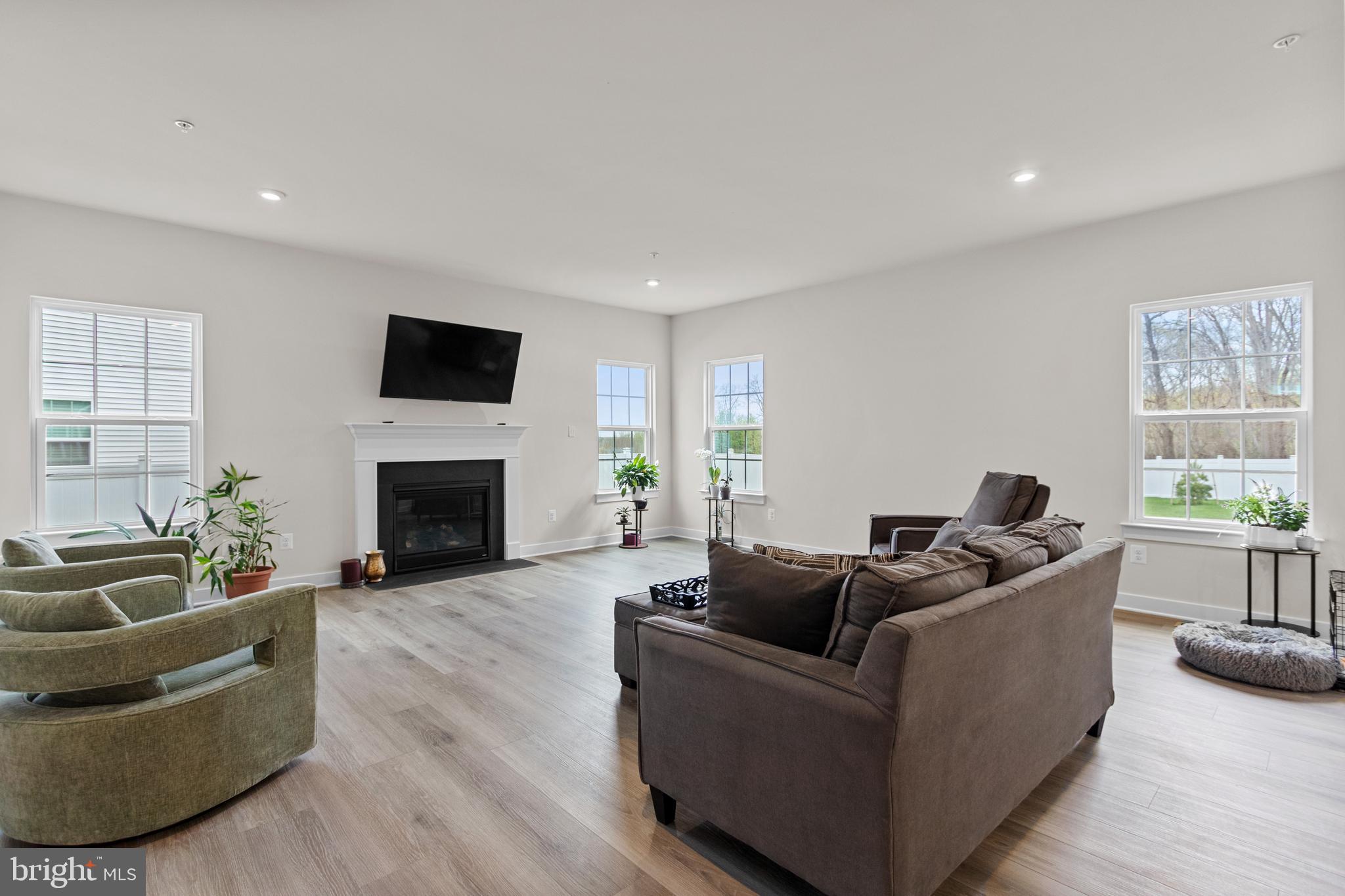 GALLAHAN ESTATES - Residential