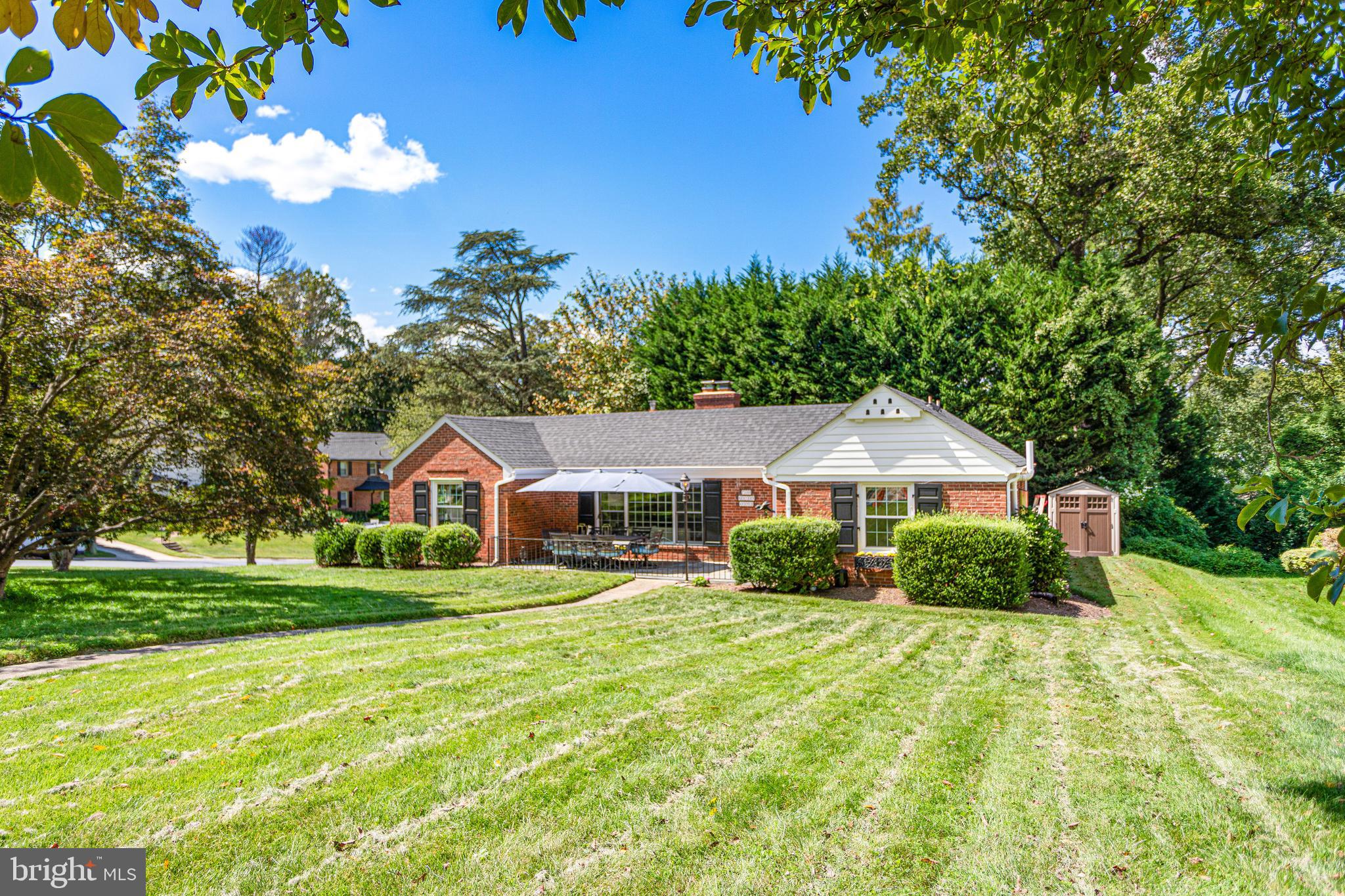 CHEVY CHASE - Residential