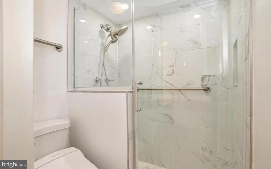 5903 MOUNT EAGLE DRIVE 509