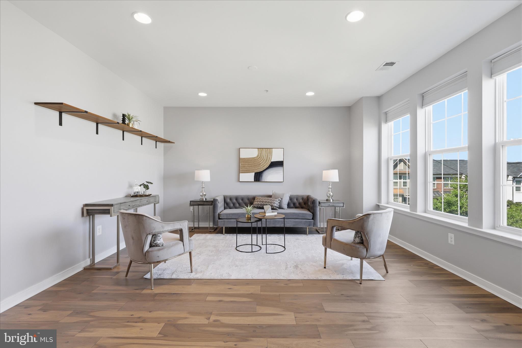 44110 VAIRA TERRACE