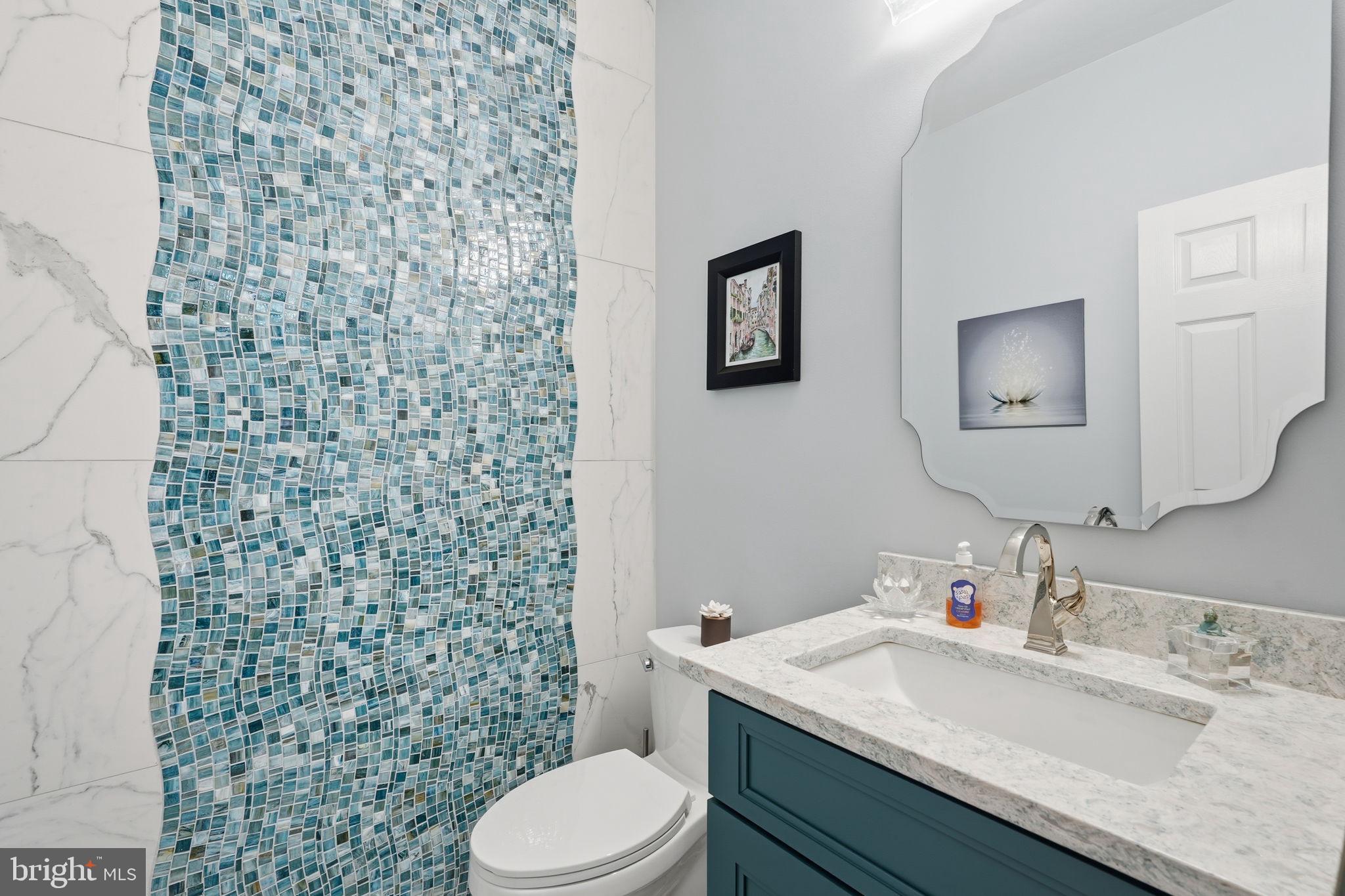 CRESTMONT TOWNHOUSES - Residential