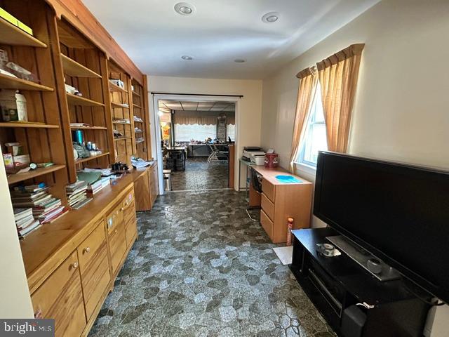 NOTTINGHAM VIL - Residential