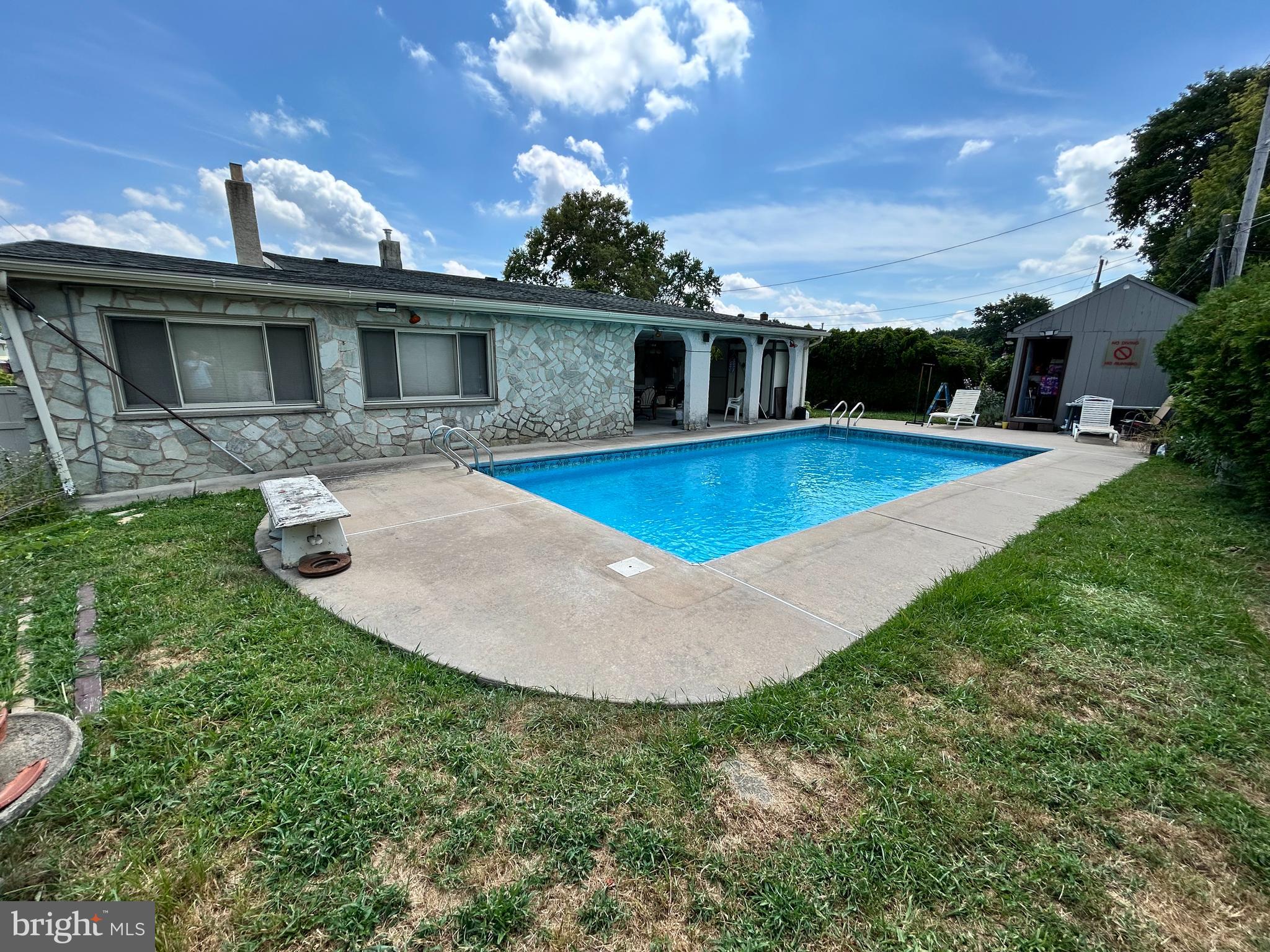 NOTTINGHAM VIL - Residential