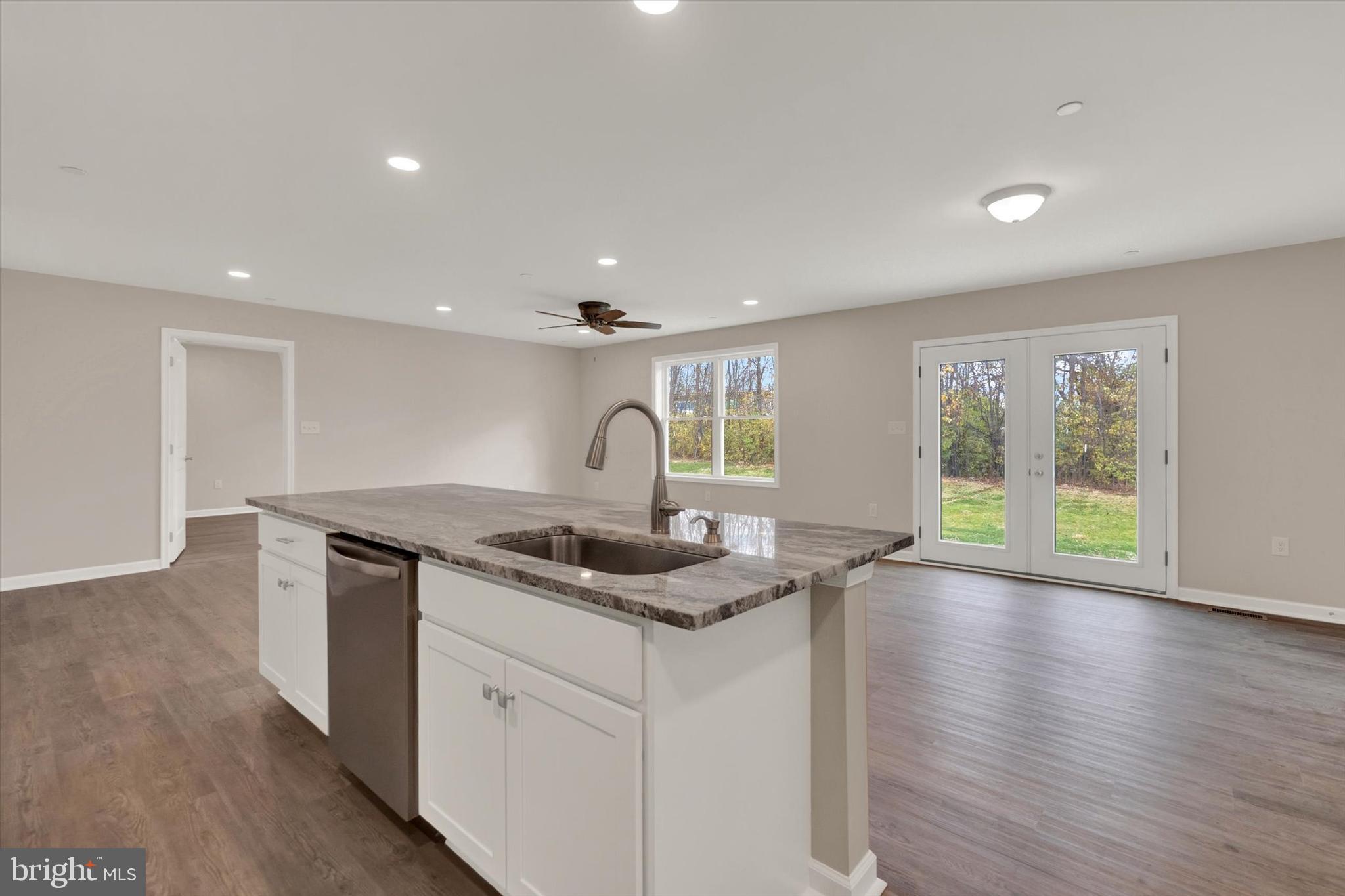 FREEDOM HILLS - Residential