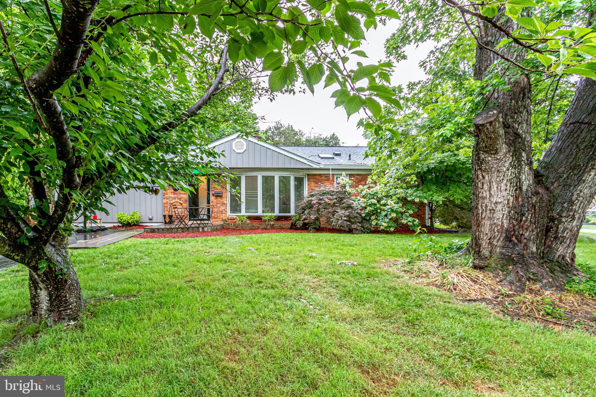 HOLLIN HALL VILLAGE - Residential Lease