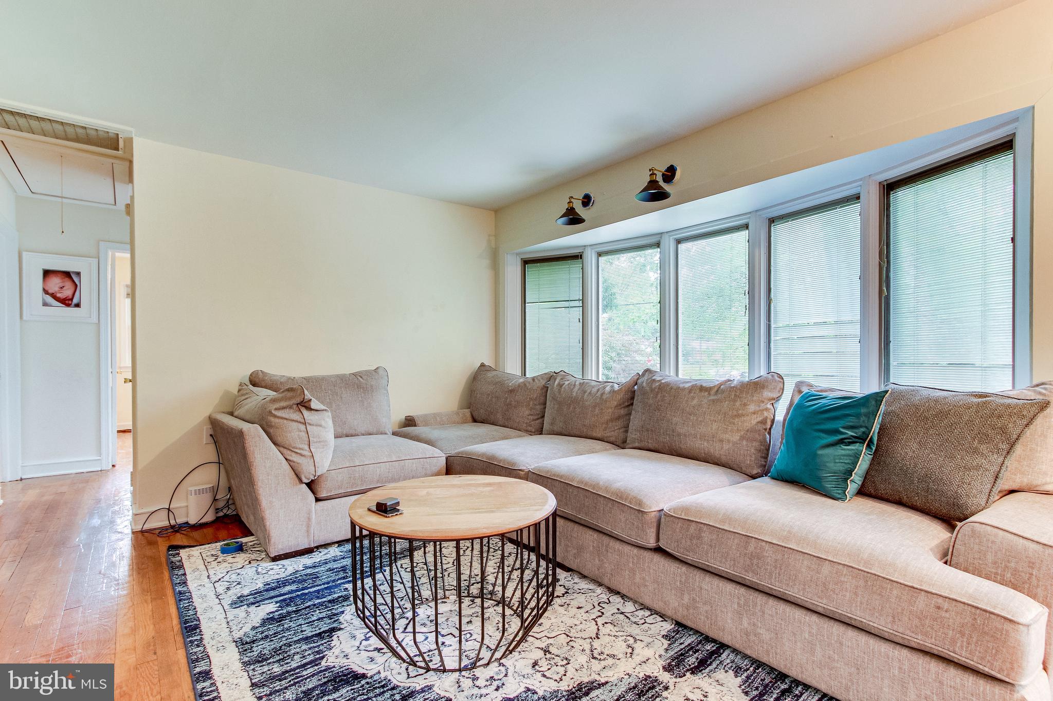 HOLLIN HALL VILLAGE - Residential Lease