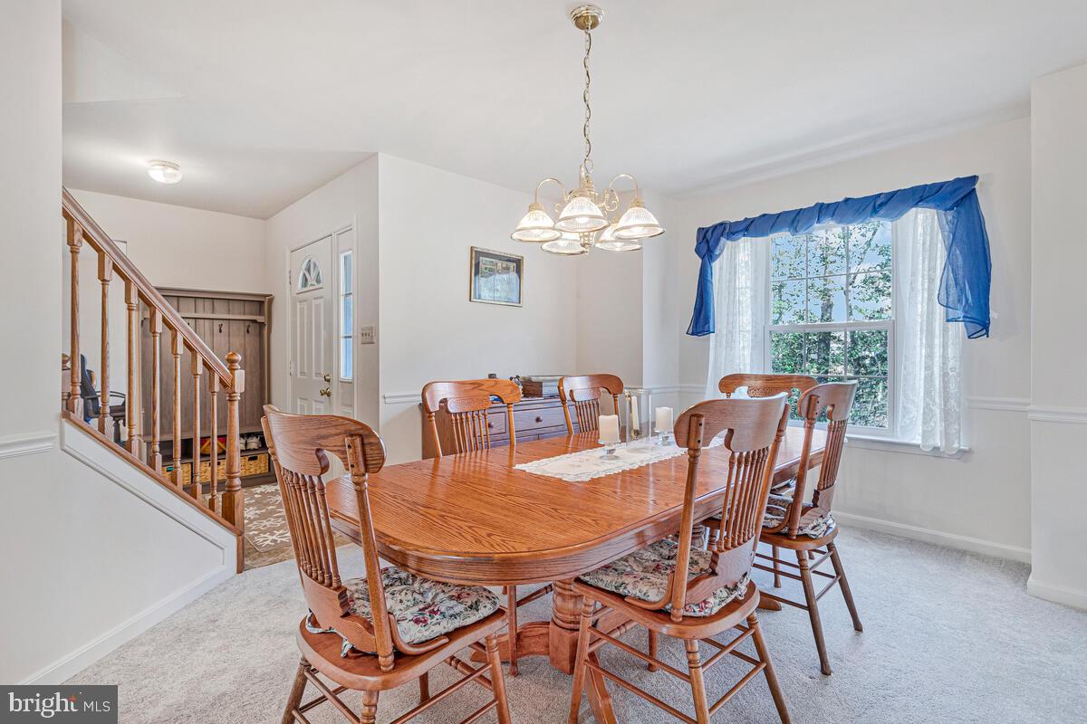 ISLAND CREEK WOODS - Residential