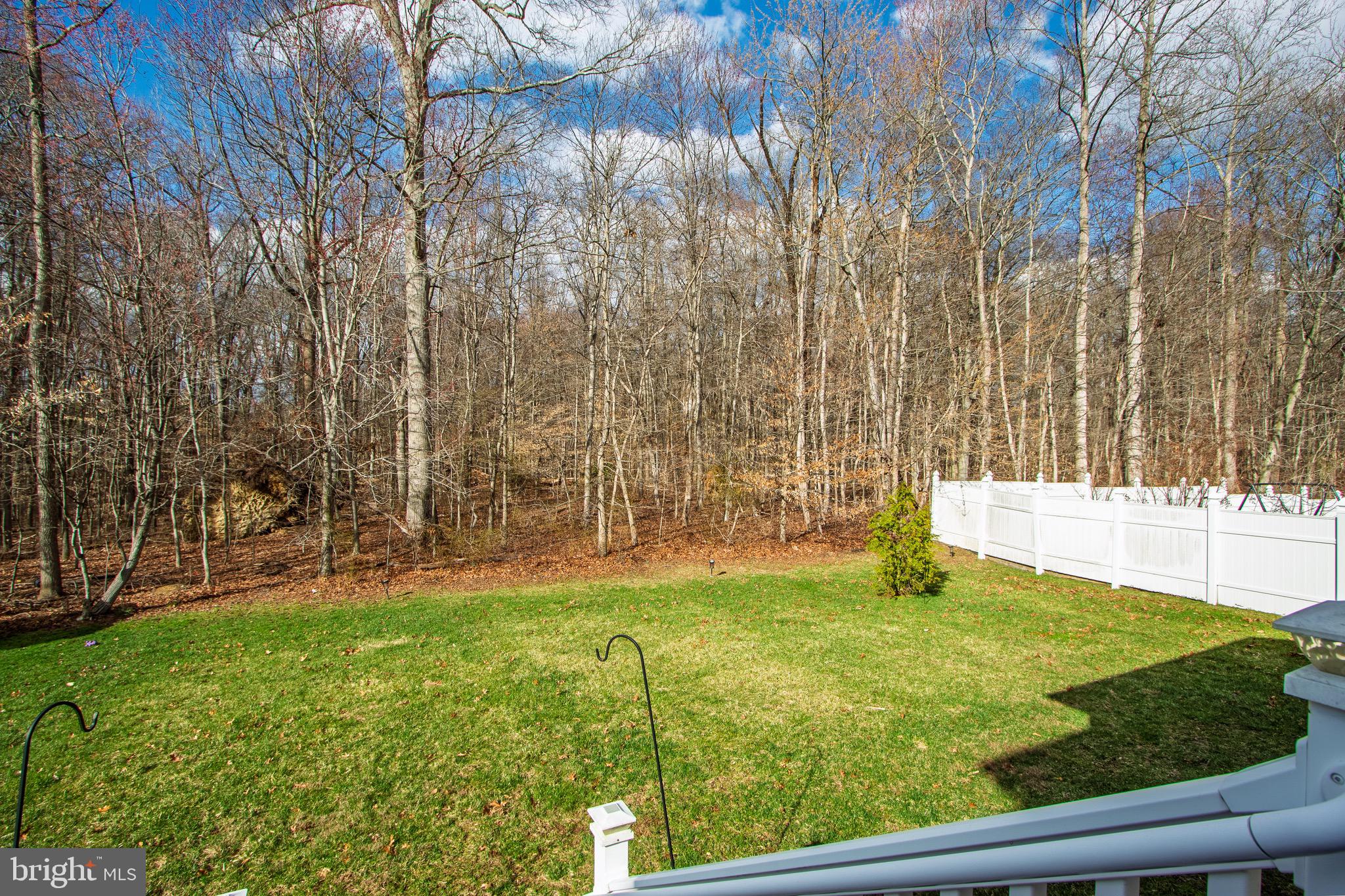 614 N GENERAL KNYPHAUSEN COURT