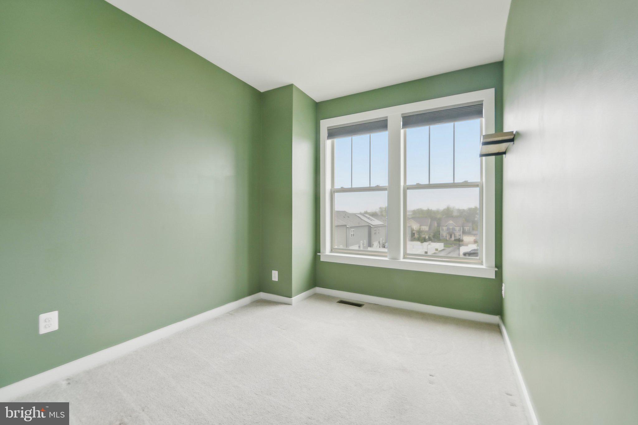 TUSCARORA CREEK - Residential