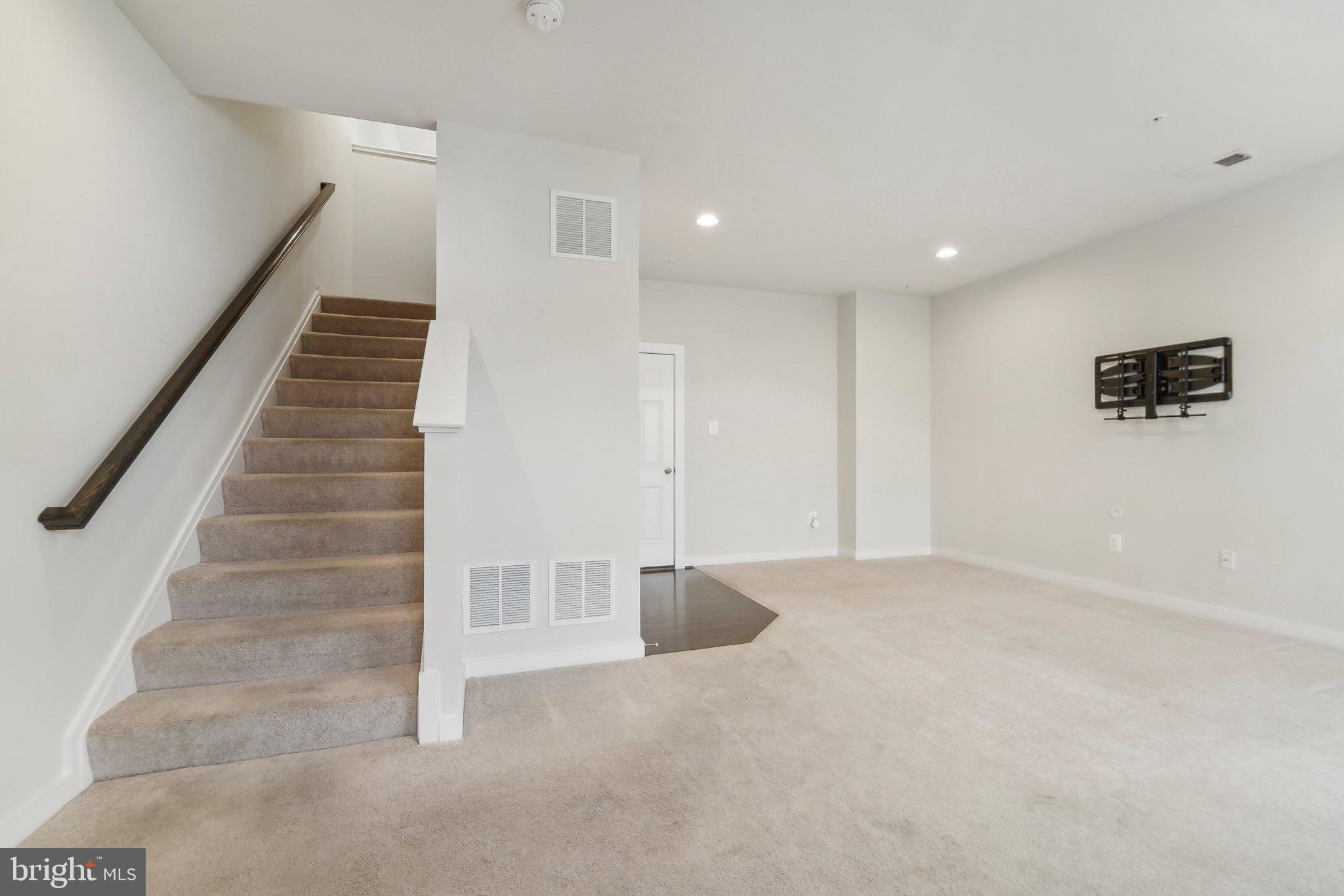 TUSCARORA CREEK - Residential