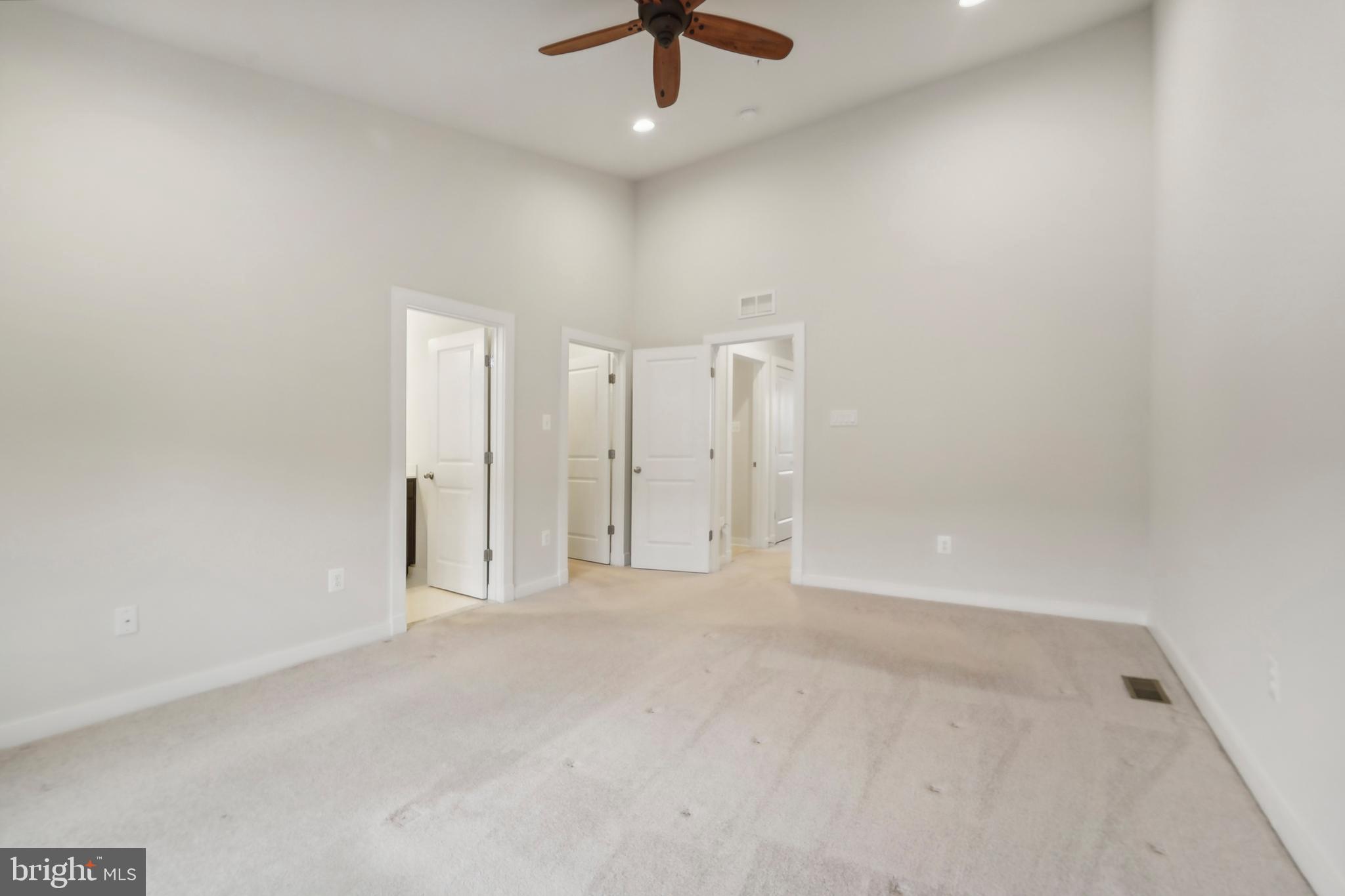 TUSCARORA CREEK - Residential