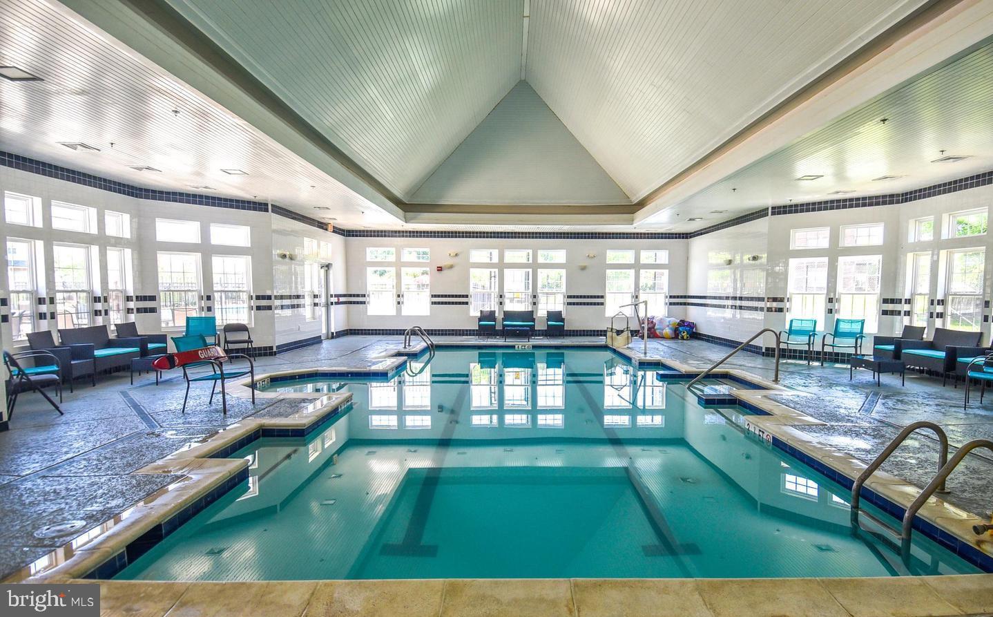 CAMERON GROVE - Residential