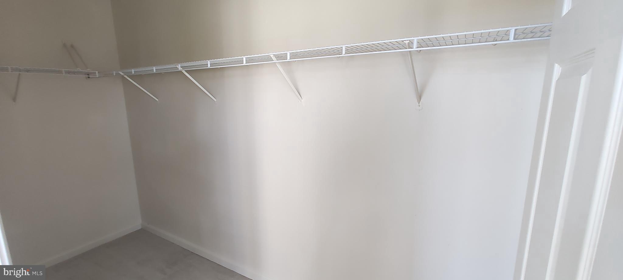 CAMERON GROVE - Residential