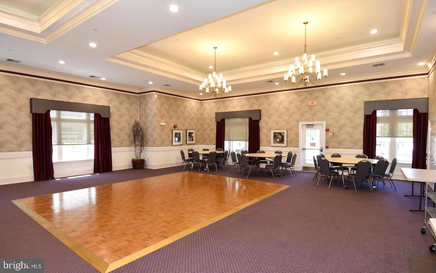 CAMERON GROVE - Residential