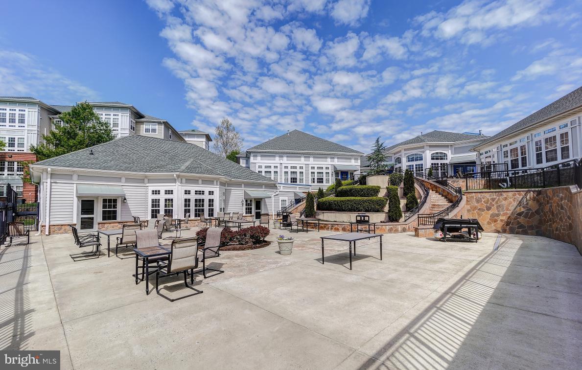 CAMERON GROVE - Residential