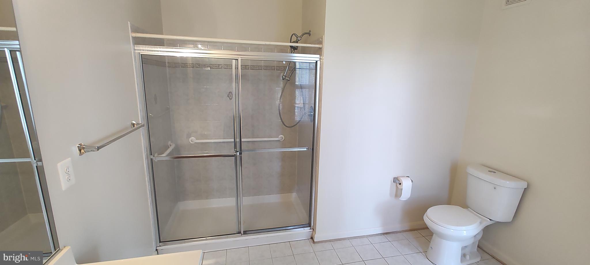 CAMERON GROVE - Residential