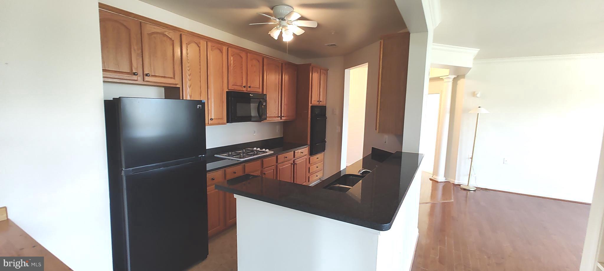 CAMERON GROVE - Residential