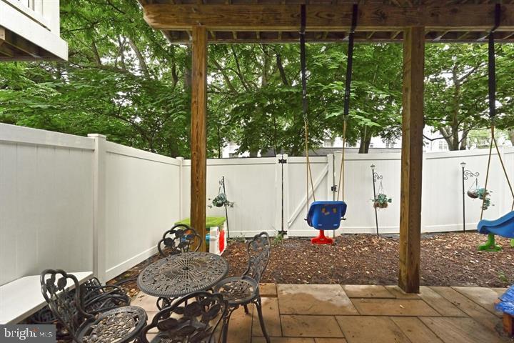 METROWEST - Residential Lease