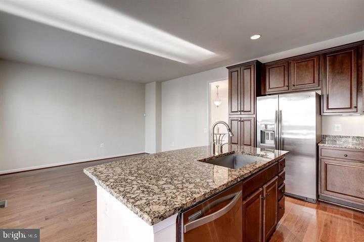 METROWEST - Residential Lease