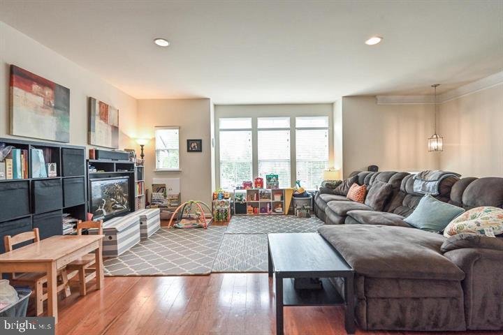 METROWEST - Residential Lease