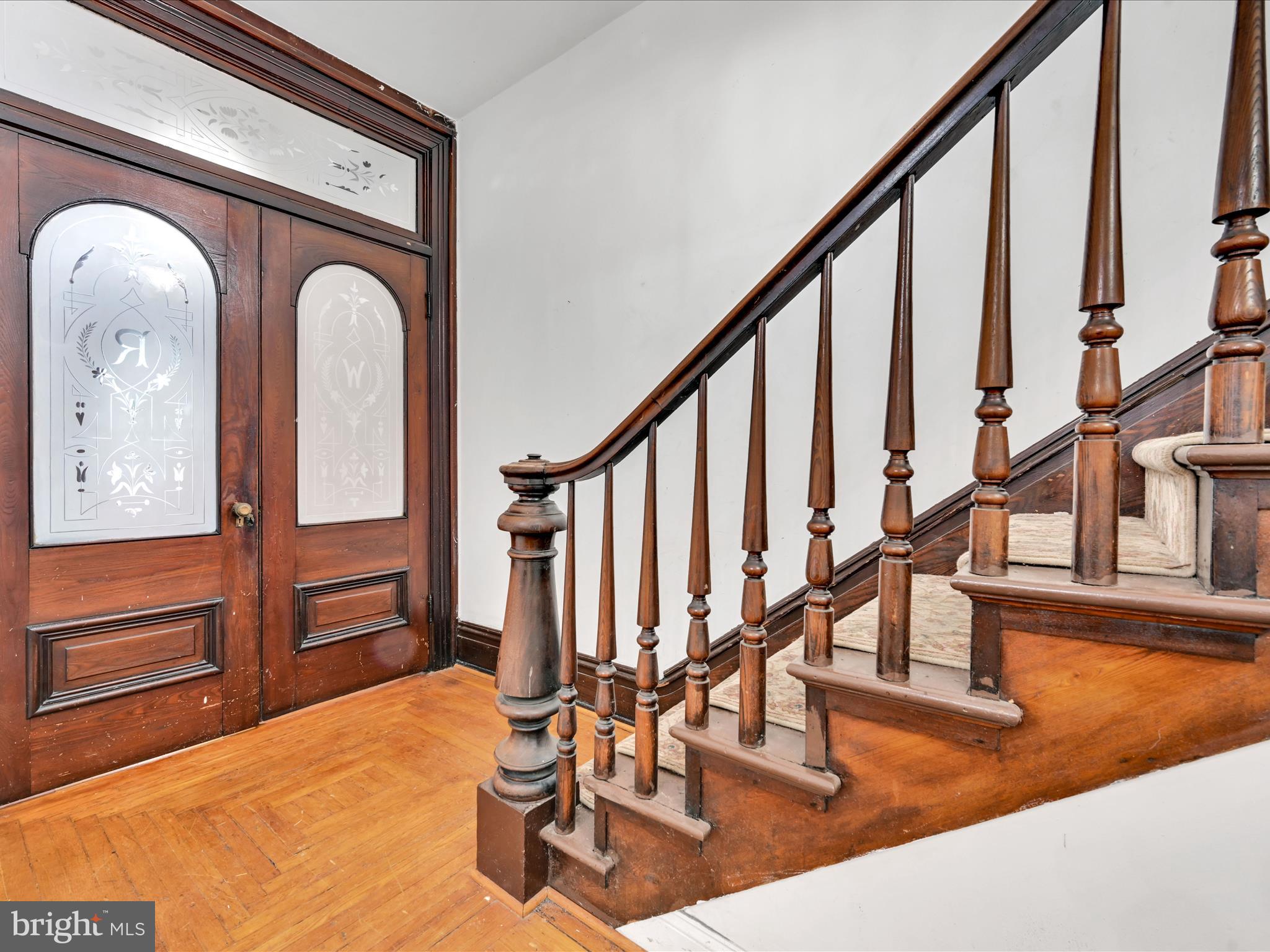 515 LOCUST STREET