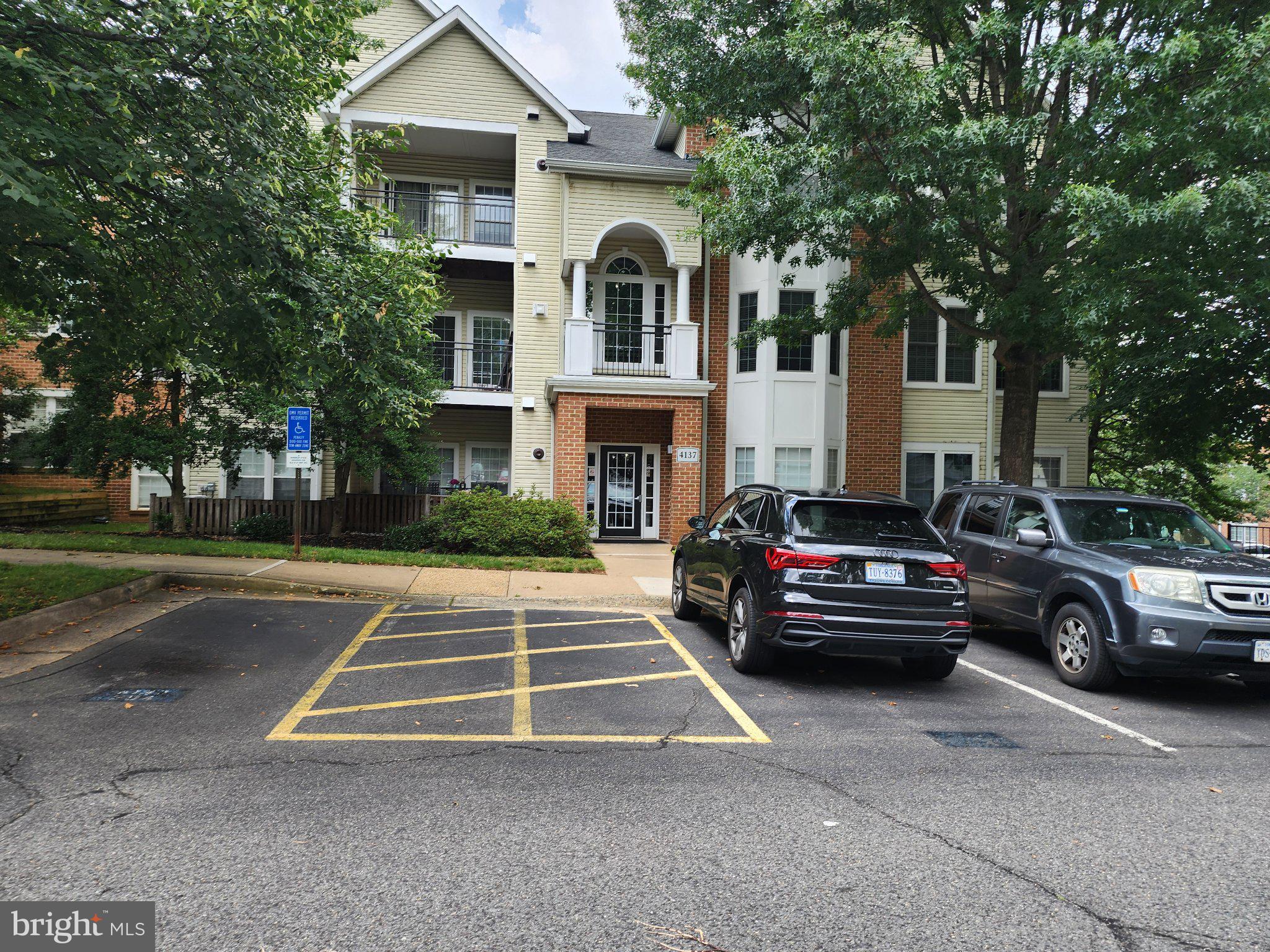 4137 FOUNTAINSIDE LANE 103
