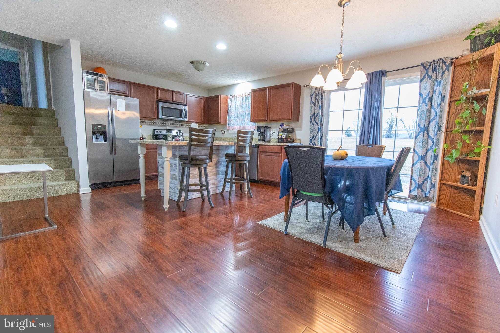 PEBBLE RIDGE - Residential