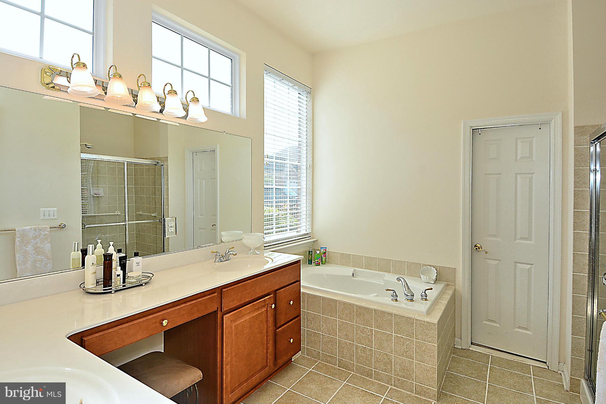 CENTRAL PARKE AT LOWES ISLAND - Residential