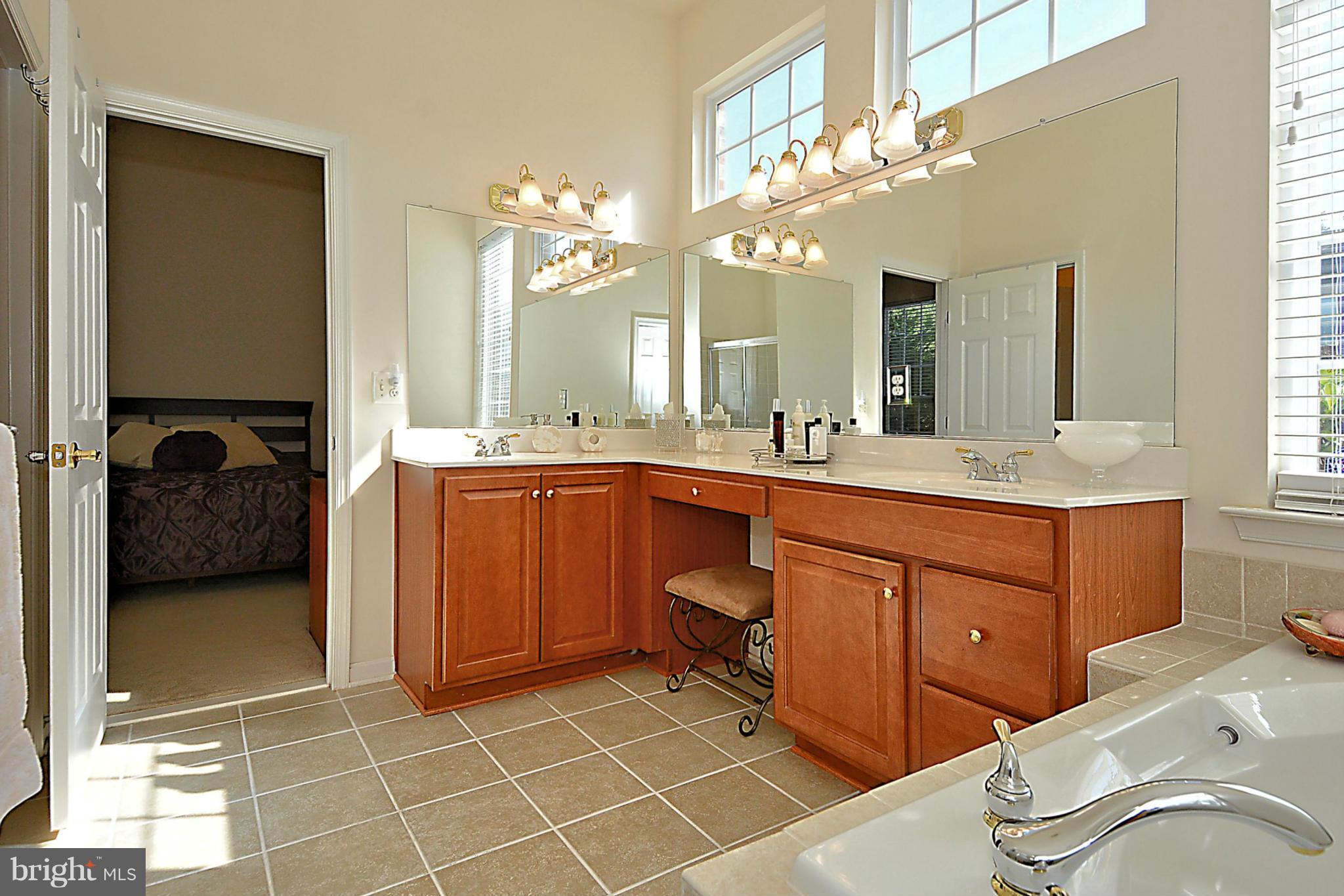 CENTRAL PARKE AT LOWES ISLAND - Residential