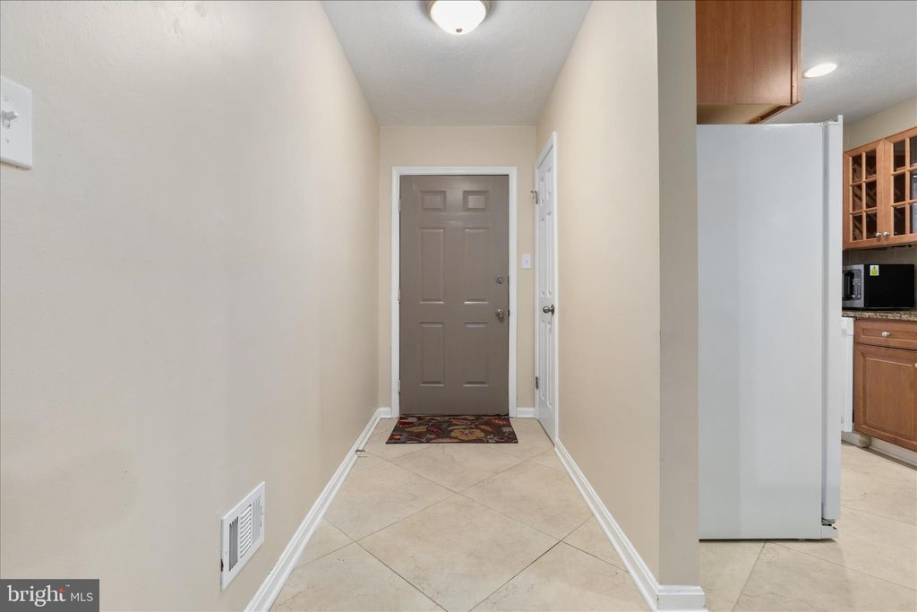 Photo of 10110 Oakton Terrace Road #10110, OAKTON, VA 22124 (MLS # VAFX2311796)