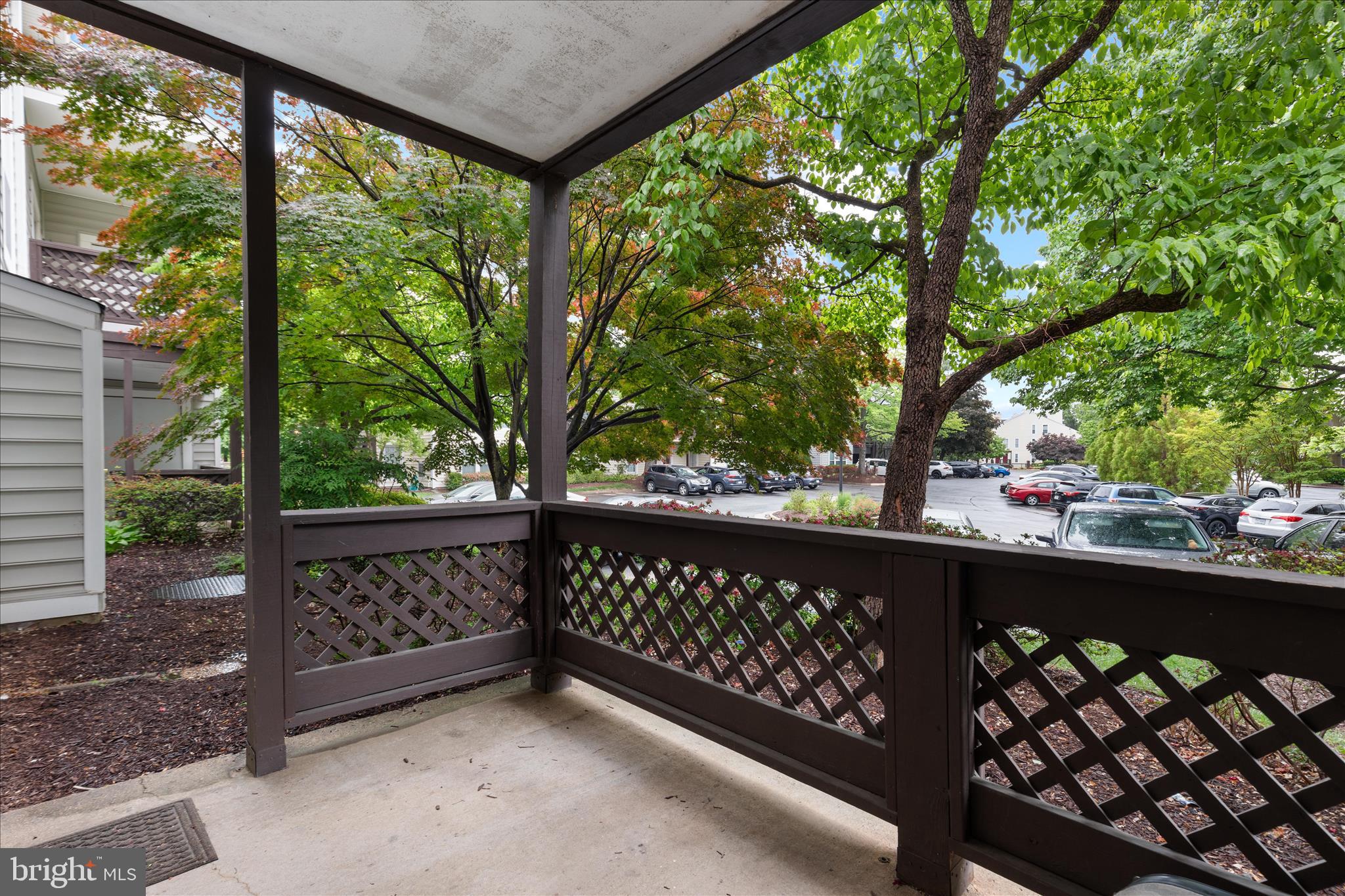 THE OAKTON - Residential